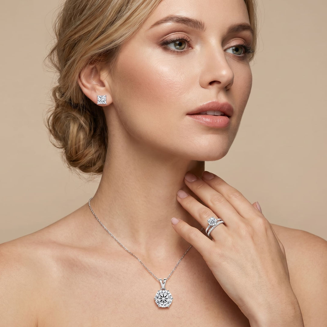 Bride wearing the Zermatt Bridal Solitaire Set