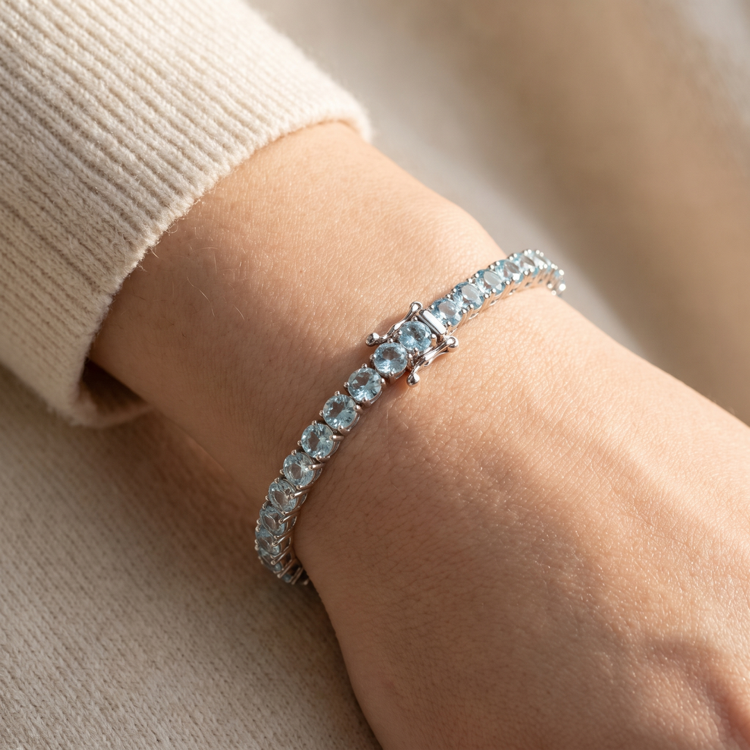 Miami Aquamarine Full Look Set in Silver — bracelet worn