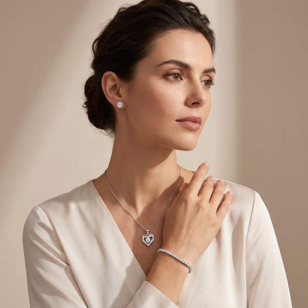 Woman wearing the Miami Love Heart Silver Set